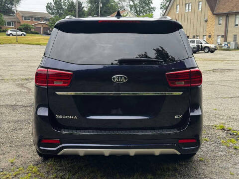 2020 Kia Sedona EX