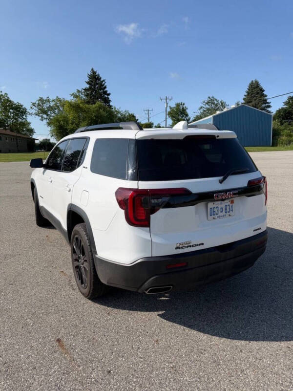 2023 GMC Acadia