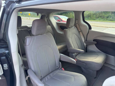 2017 Chrysler Pacifica Touring