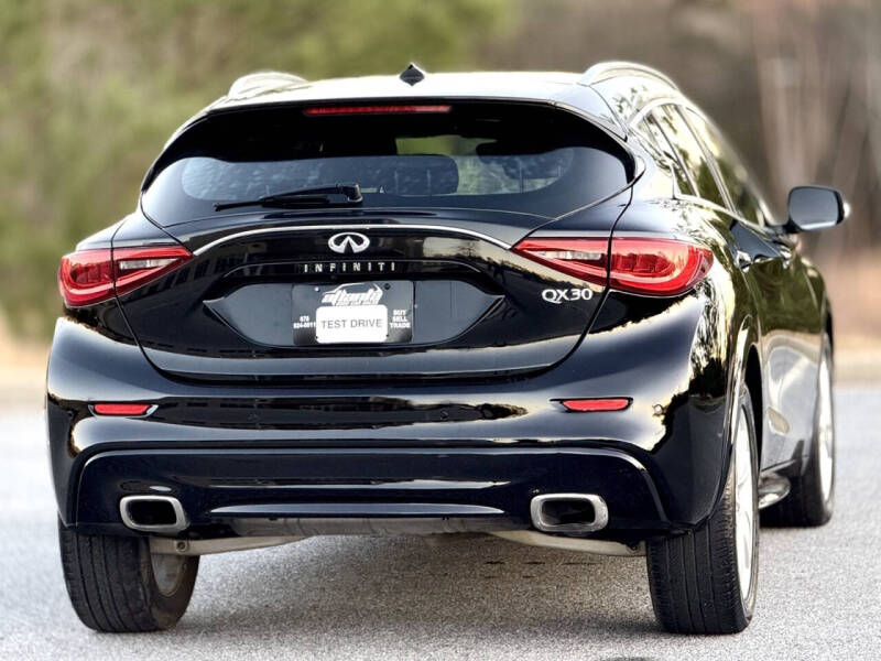 2018 Infiniti QX30 Premium
