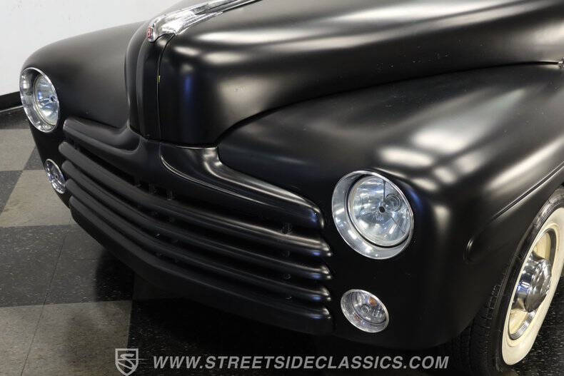 1946 Ford Deluxe