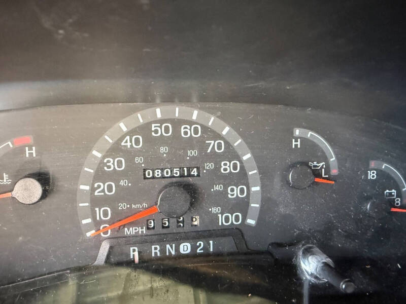 2001 Ford E-Series E-150 XL