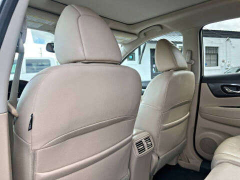 2016 Nissan Rogue SL