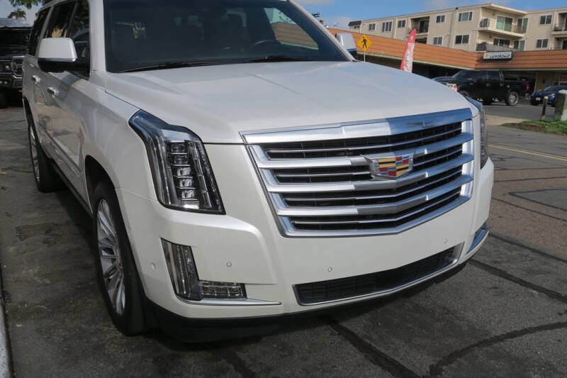 2017 Cadillac Escalade ESV Platinum
