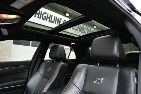 2017 Chrysler 300