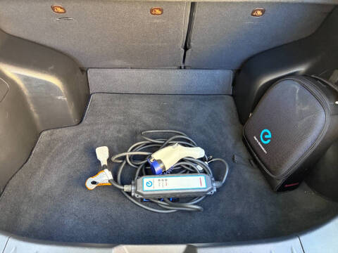 2017 Nissan LEAF S