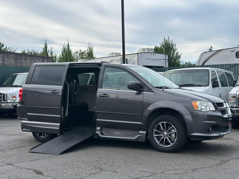 2017 Dodge Grand Caravan for sale at Beaverton Auto Wholesale LLC in Hillsboro OR