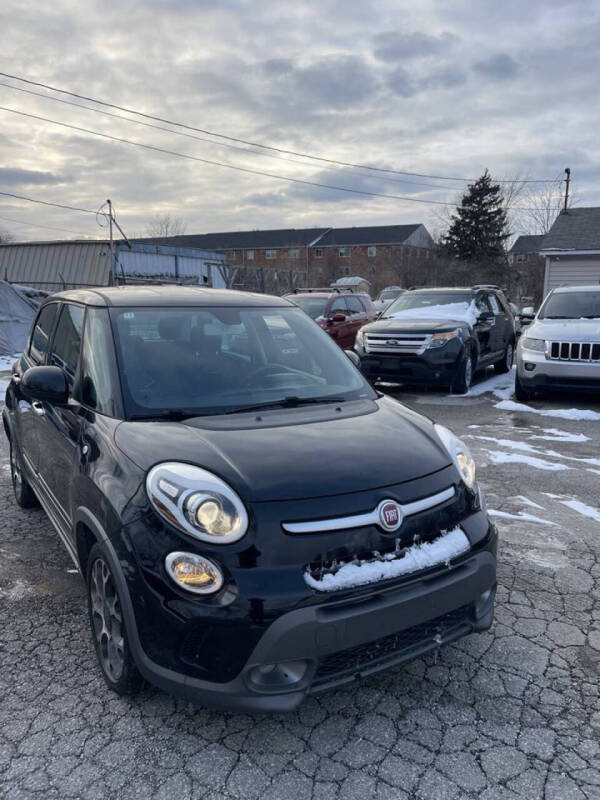 Used 2014 FIAT 500L Trekking with VIN ZFBCFADH1EZ010771 for sale in Cincinnati, OH