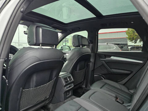 2020 Audi Q5 quattro Premium 45 TFSI