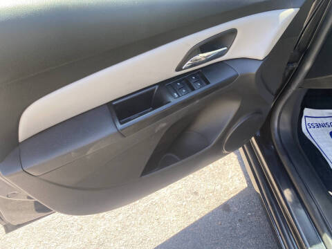 2011 Chevrolet Cruze LS