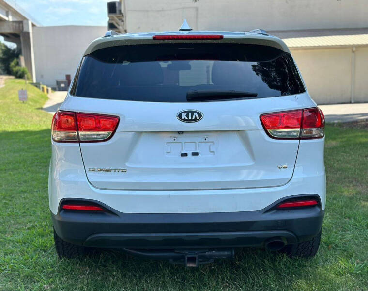 2016 Kia Sorento LX V6