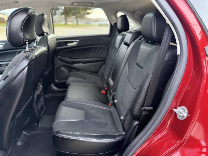 2016 Ford Edge Sport