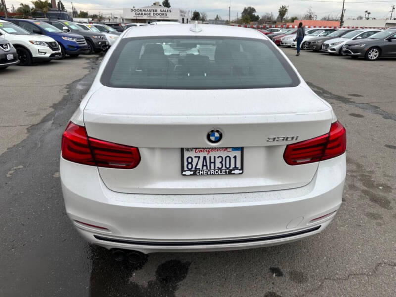 2018 BMW 3 Series 330i