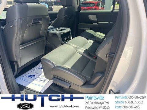 2025 Ford Expedition MAX Active