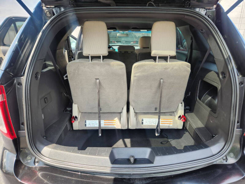 2015 Ford Explorer Base - Photo 19