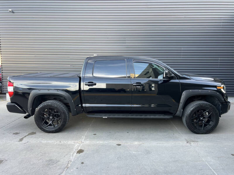 2020 Toyota Tundra SR5