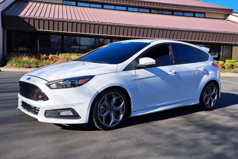 2018 Ford Focus ST - Photo 6