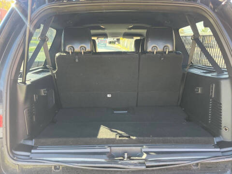 2017 Lincoln Navigator L Select