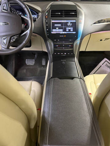 2013 Lincoln MKZ Hybrid