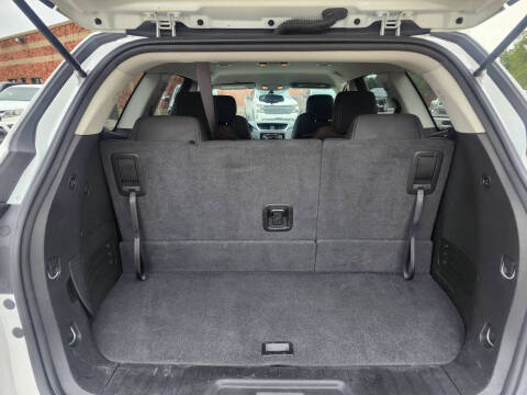 2017 Chevrolet Traverse LT