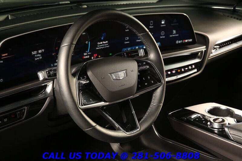2024 Cadillac LYRIQ Tech