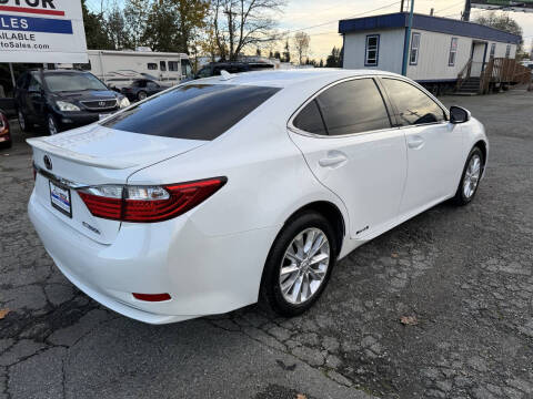 2013 Lexus ES 300h