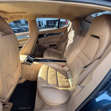 2011 Porsche Panamera