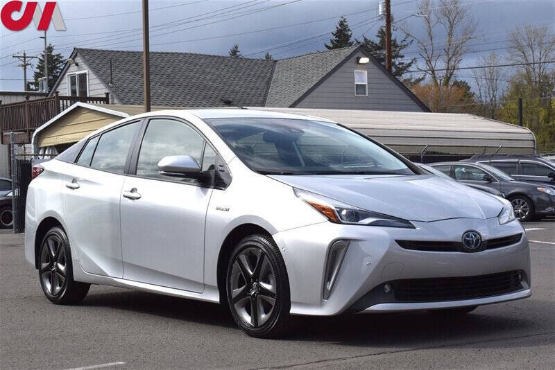 2022 Toyota Prius XLE