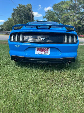 2020 Ford Mustang EcoBoost