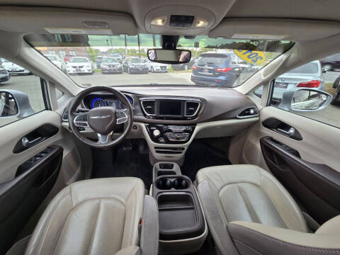 2019 Chrysler Pacifica Touring L