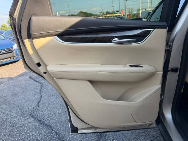 2017 Cadillac XT5