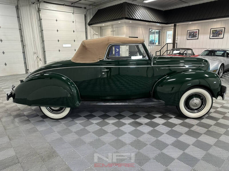1939 Ford Deluxe