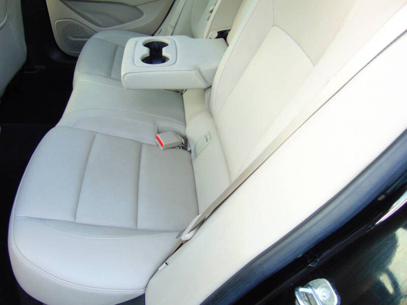 2018 Buick Regal TourX Essence