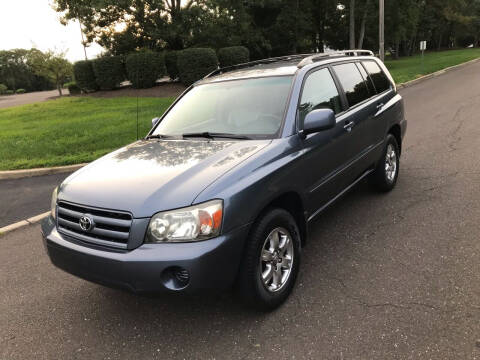 2005 Toyota Highlander for sale at Starz Auto Group in Delran NJ