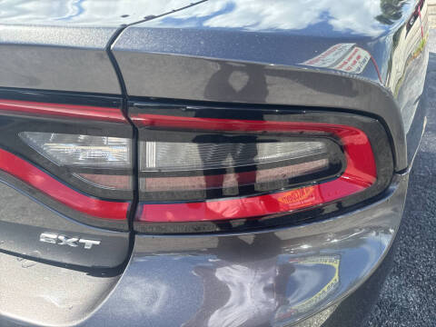 2015 Dodge Charger SXT