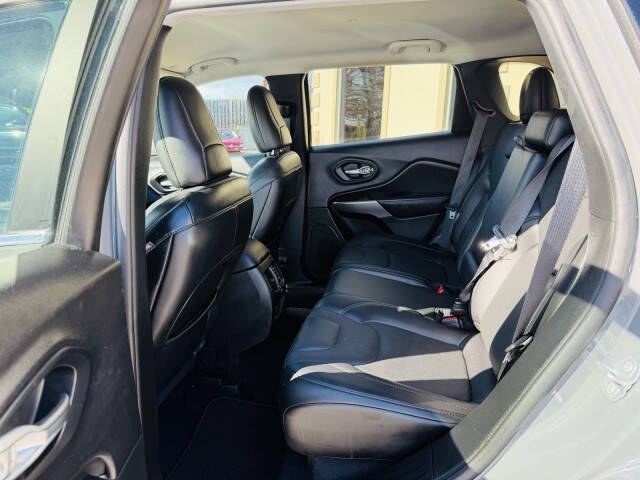 2021 Jeep Cherokee Latitude Lux