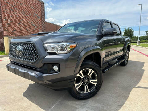 2019 Toyota Tacoma for sale at AUTO DIRECT in Houston TX
