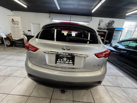2012 Infiniti FX35