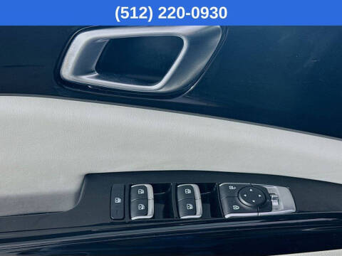 2023 Kia Carnival EX