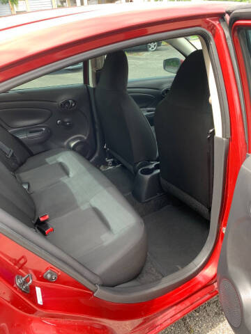 2017 Nissan Versa 1.6 S Plus