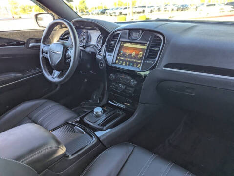 2022 Chrysler 300 S V6