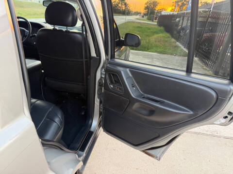 2002 Jeep Grand Cherokee Laredo