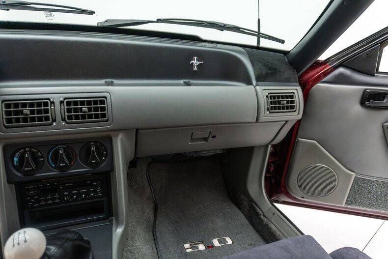 1988 Ford Mustang