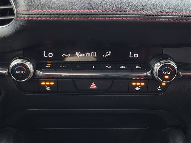 2024 Mazda Mazda3 Sedan 2.5 S Carbon Edition