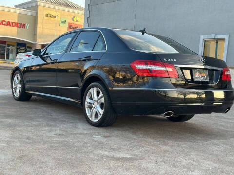 2011 Mercedes-Benz E-Class