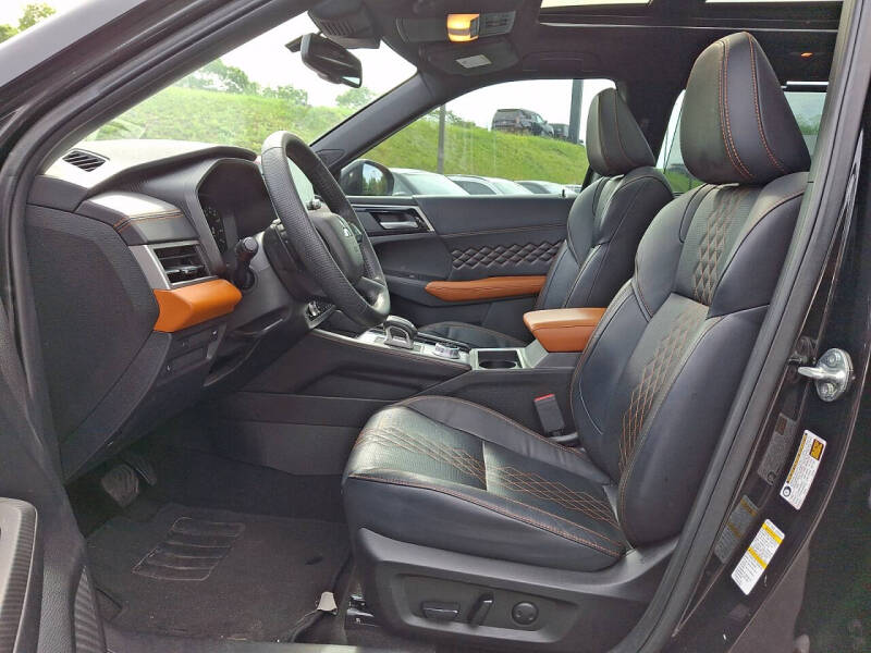 2023 Mitsubishi Outlander 40th Anniversary