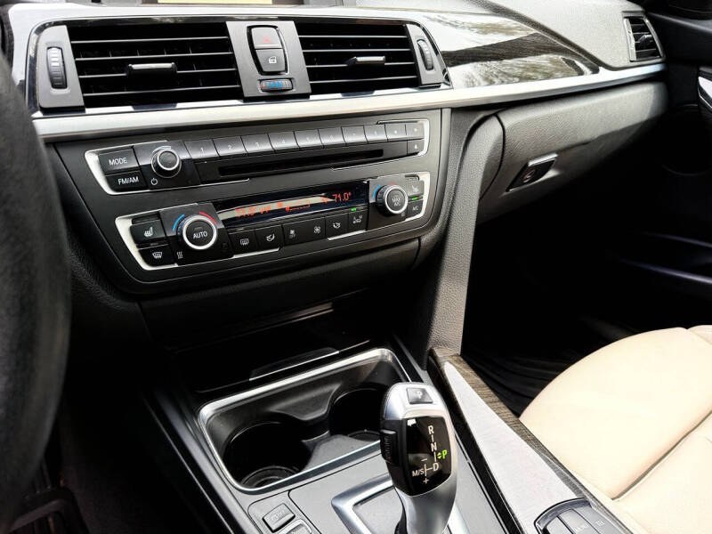 2015 BMW 3 Series 328i xDrive