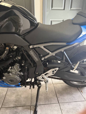 2024 Suzuki GSX-8R