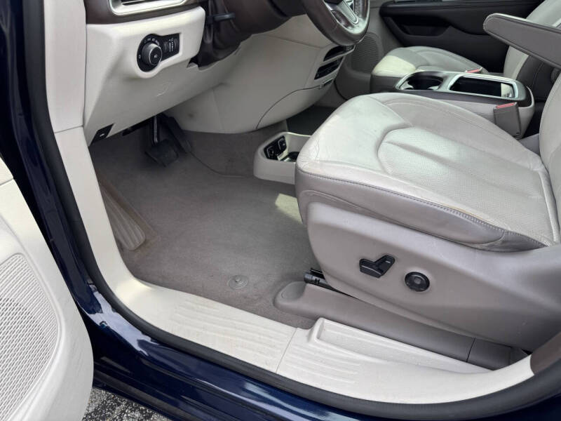2018 Chrysler Pacifica Touring L Plus