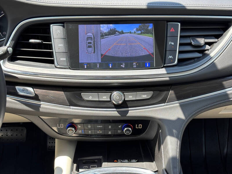2022 Buick Enclave Premium